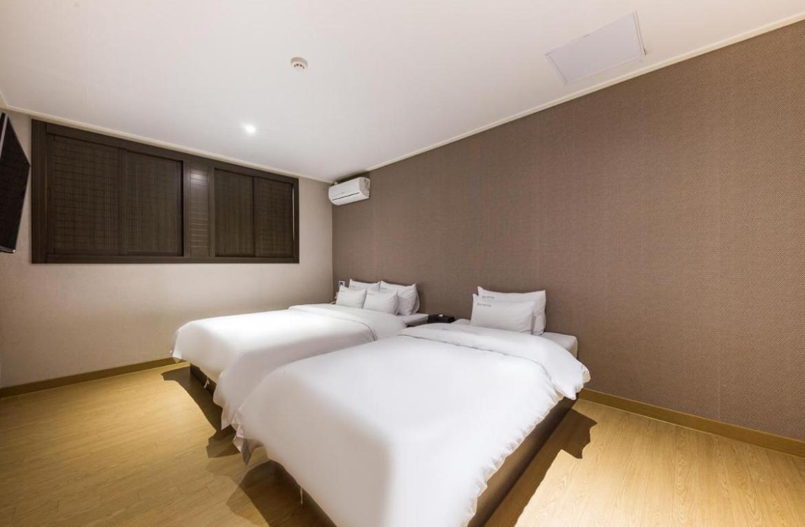 Daesan Hotel Seosan Екстер'єр фото