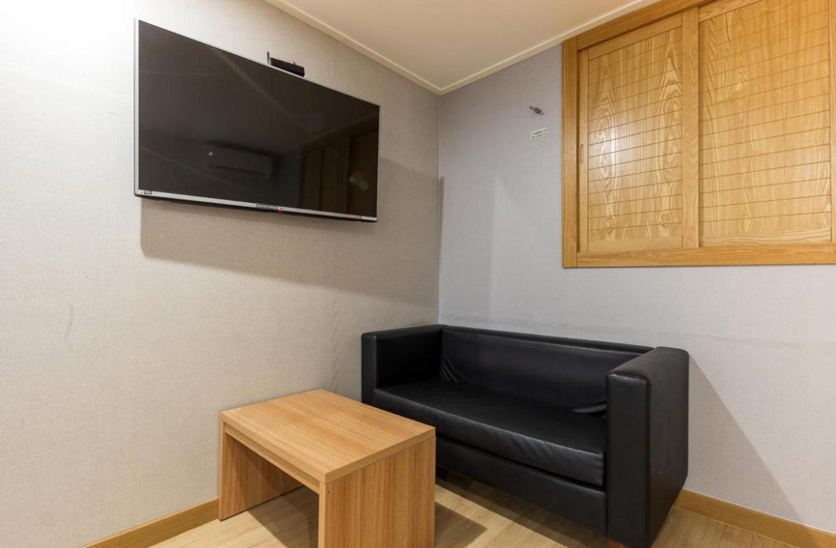 Daesan Hotel Seosan Екстер'єр фото
