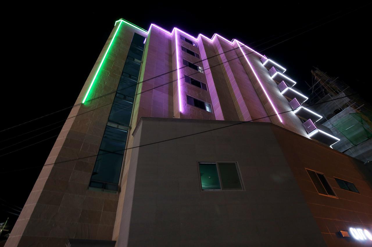 Daesan Hotel Seosan Екстер'єр фото
