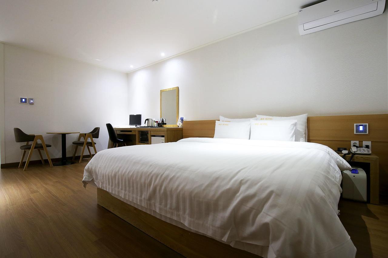 Daesan Hotel Seosan Екстер'єр фото